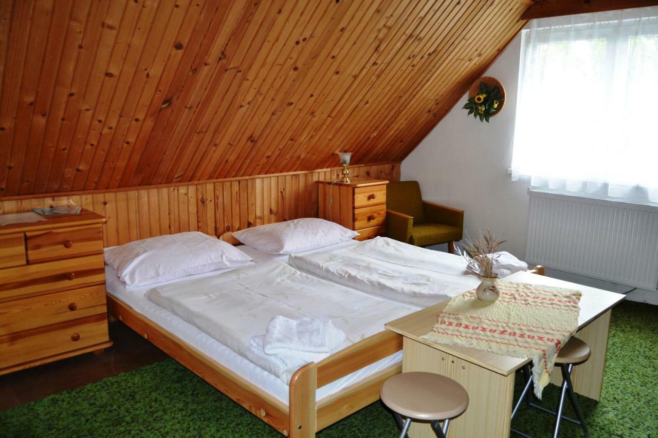 Penzion Alfa Tatry สตารา เลชนา ภายนอก รูปภาพ